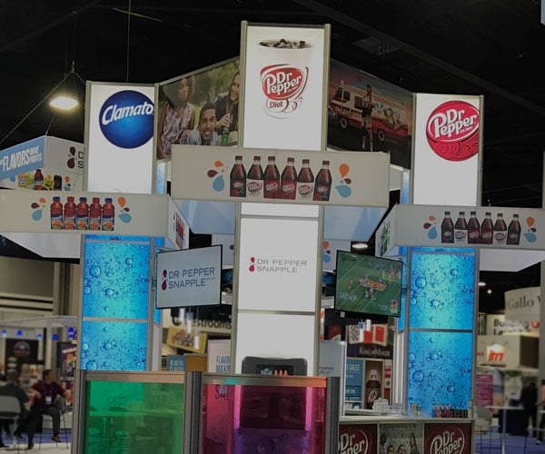 modular trade show displays with full colour graphics and lighting